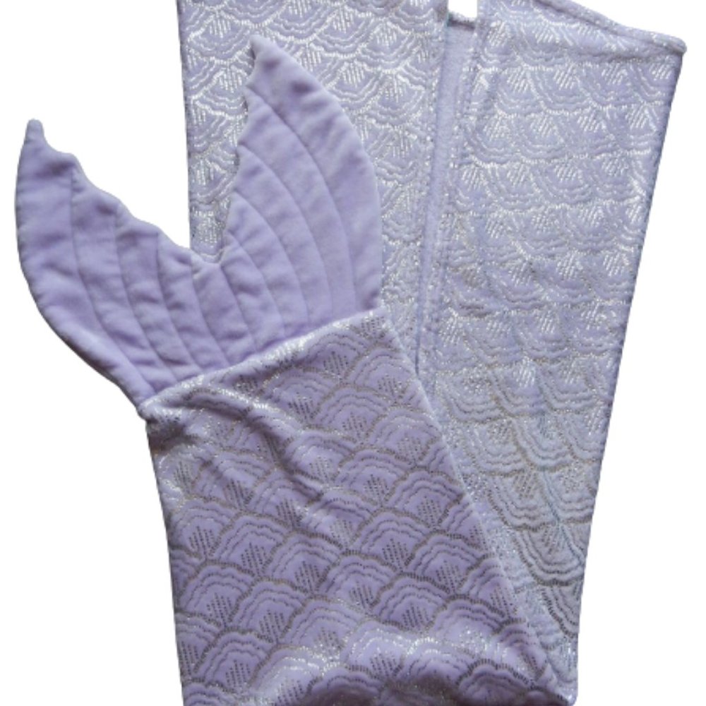Pillowfort Mermaid Tail Wearable Plush Blanket Purple Metallic  25" Length: 49"